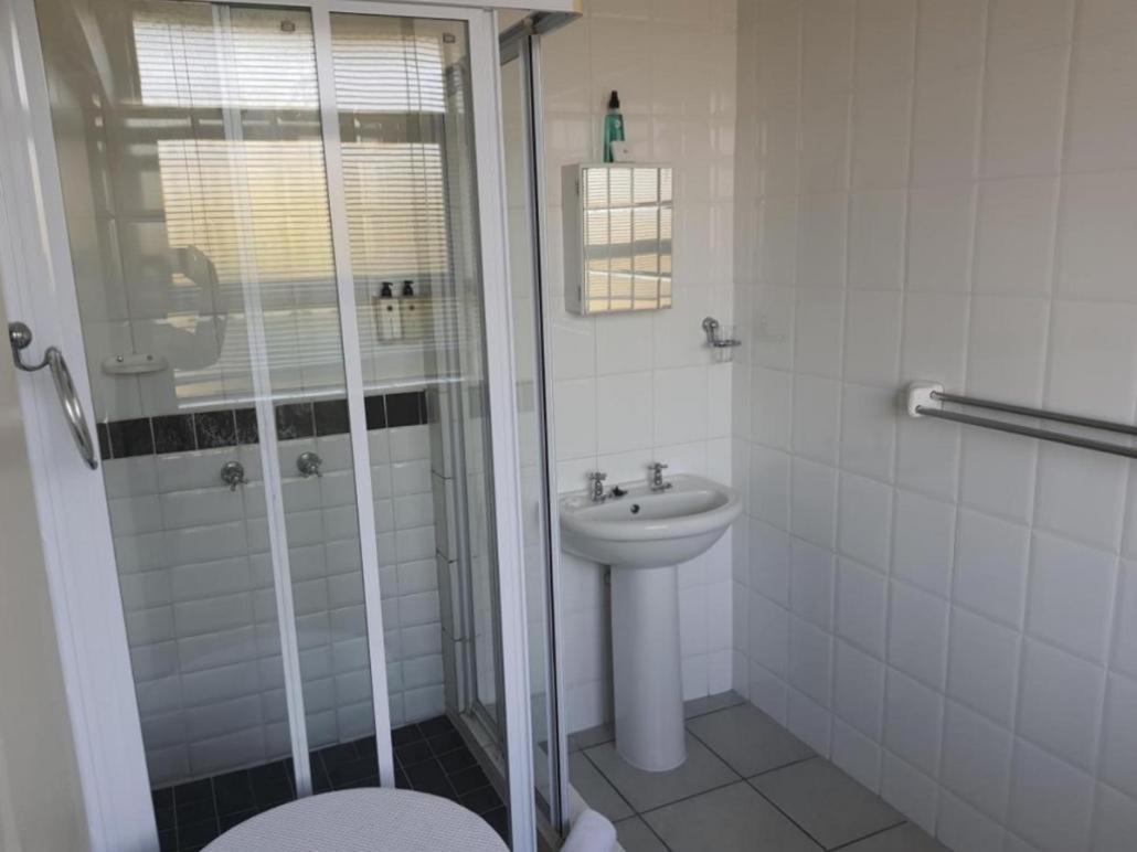 Cosy-Corner Guest House, Джордж Екстериор снимка